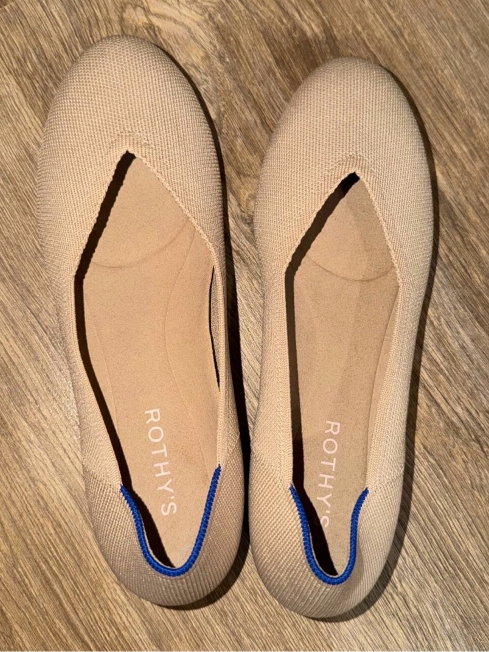 Rothy’s Beige Tan Knit Pointed Toe Flats Women’s Size 8.5
